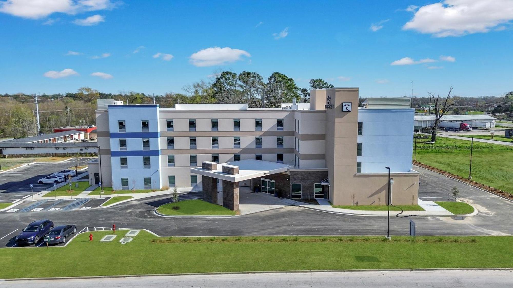 The Kingston Hotel Garden City Exterior photo